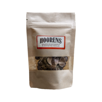 Chocolade koffieboontjes met echte koffieboon in kraftverpakking